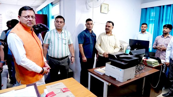 मुख्यमंत्री धामी ने लिया विधानसभा सचिवालय और मंत्री कक्षों का जायजा, अधिकारियों को दिए कड़े निर्देश